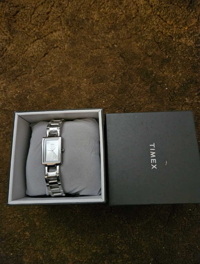 (NEW) Timex Women's Dress Watch - photo 2