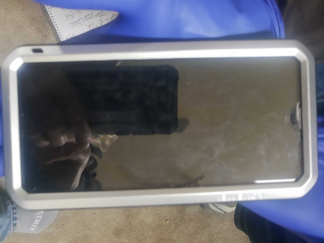 Samsung S20 FE 5G Includes Waterproof Case