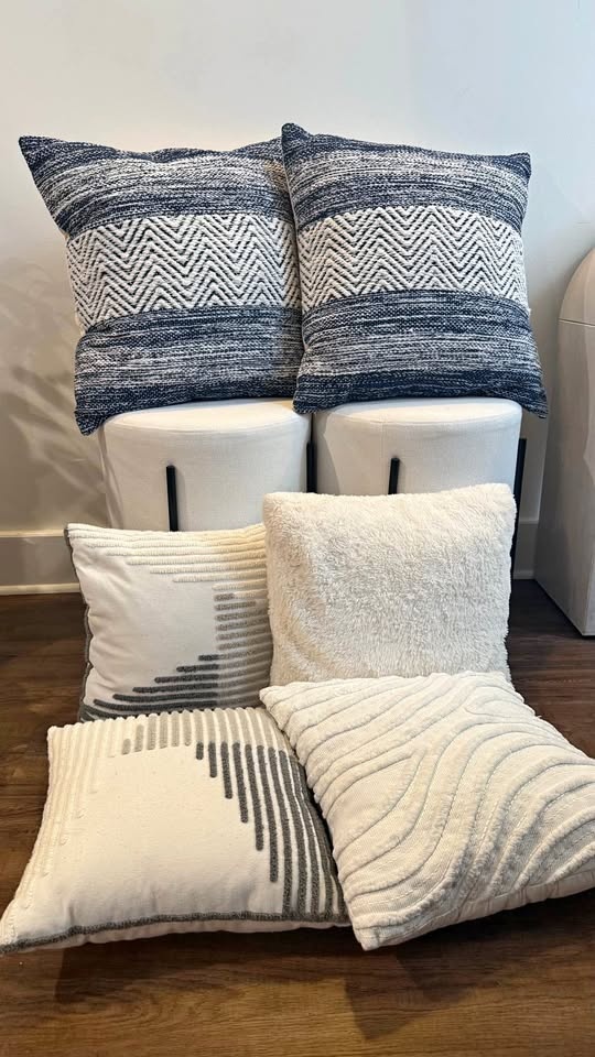 6 pillows for sale