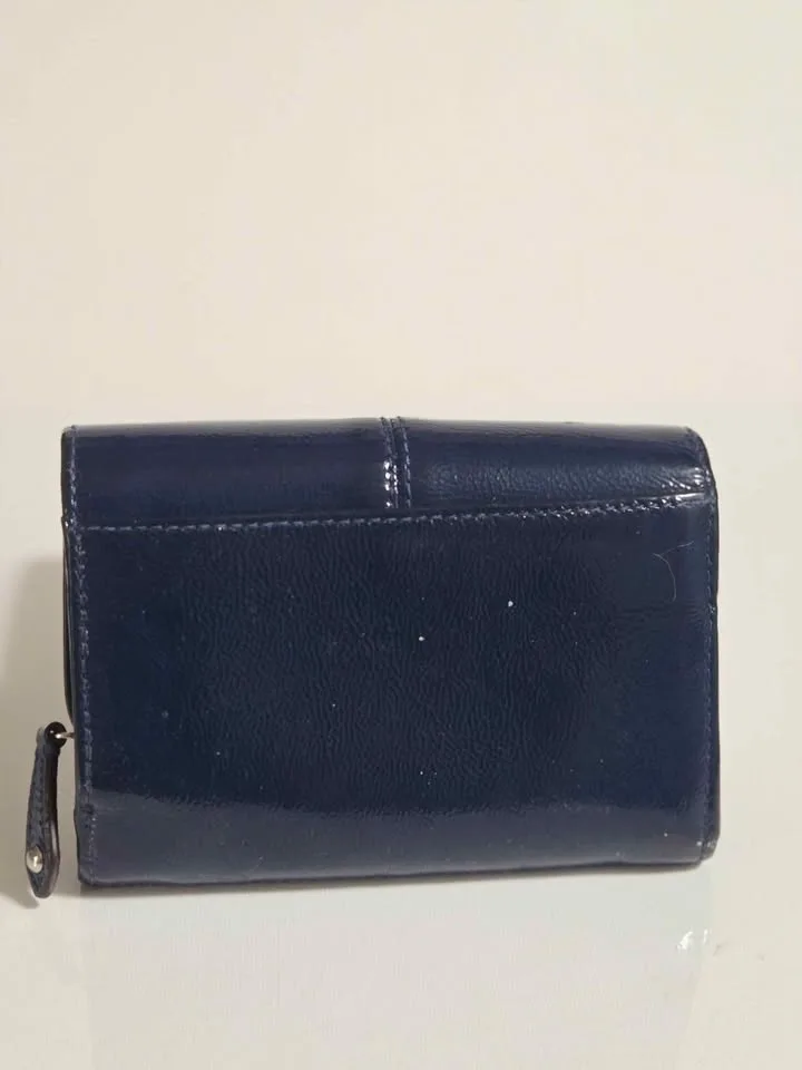 Authentic Coach Ashley Trifold Wallet image indicator(2)