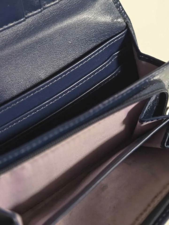 Authentic Coach Ashley Trifold Wallet image indicator(3)