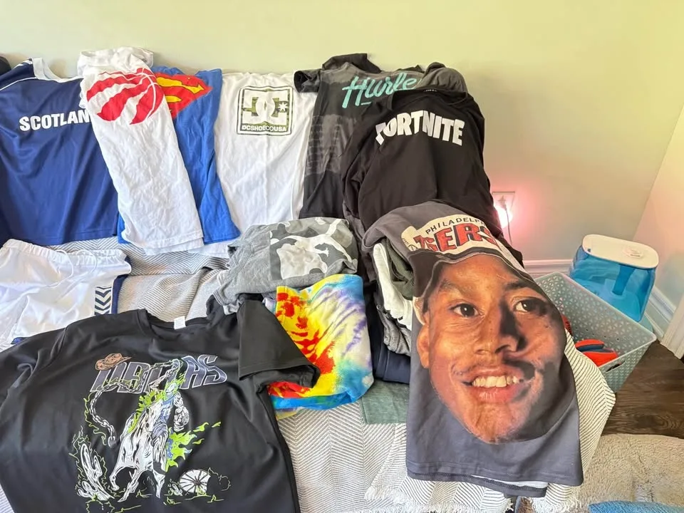 Boys clothes size 10-14 image indicator(2)