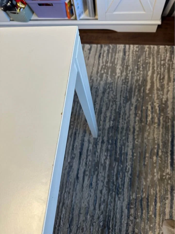 IKEA dining table (VIHALS) image indicator(5)