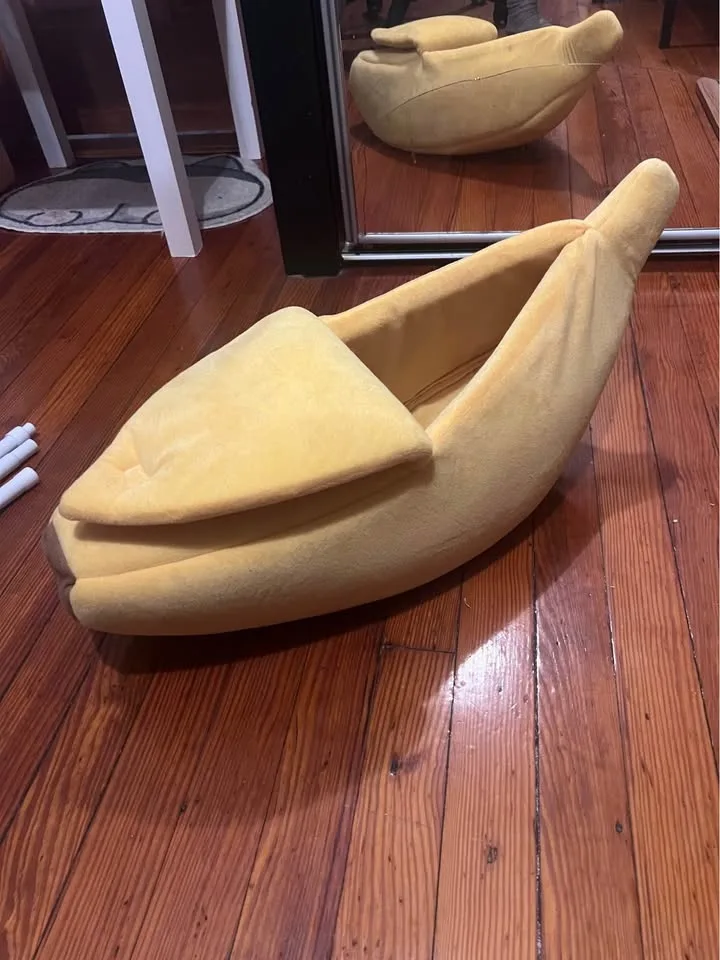 Banana cat bed image indicator(3)