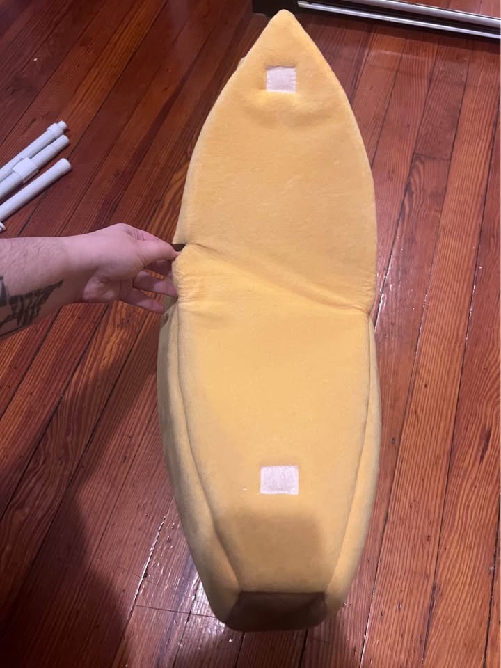 Banana cat bed - photo 4