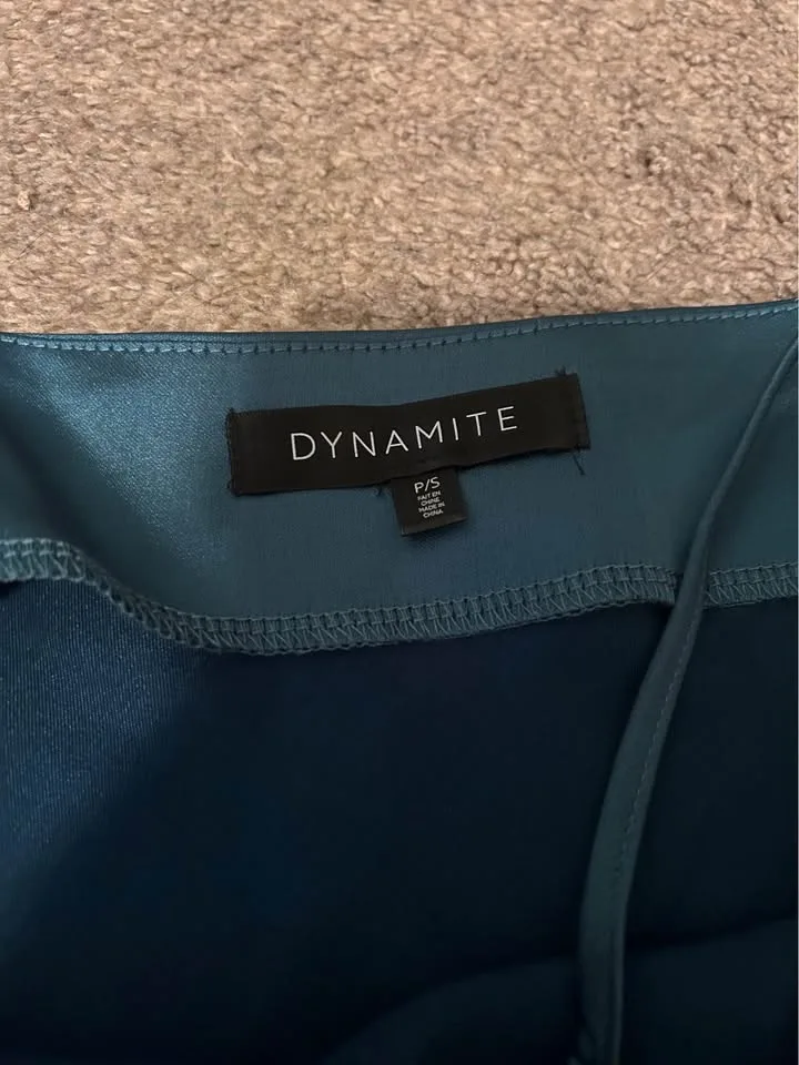 Super cute silk green/blue dress - Dynamite image indicator(3)