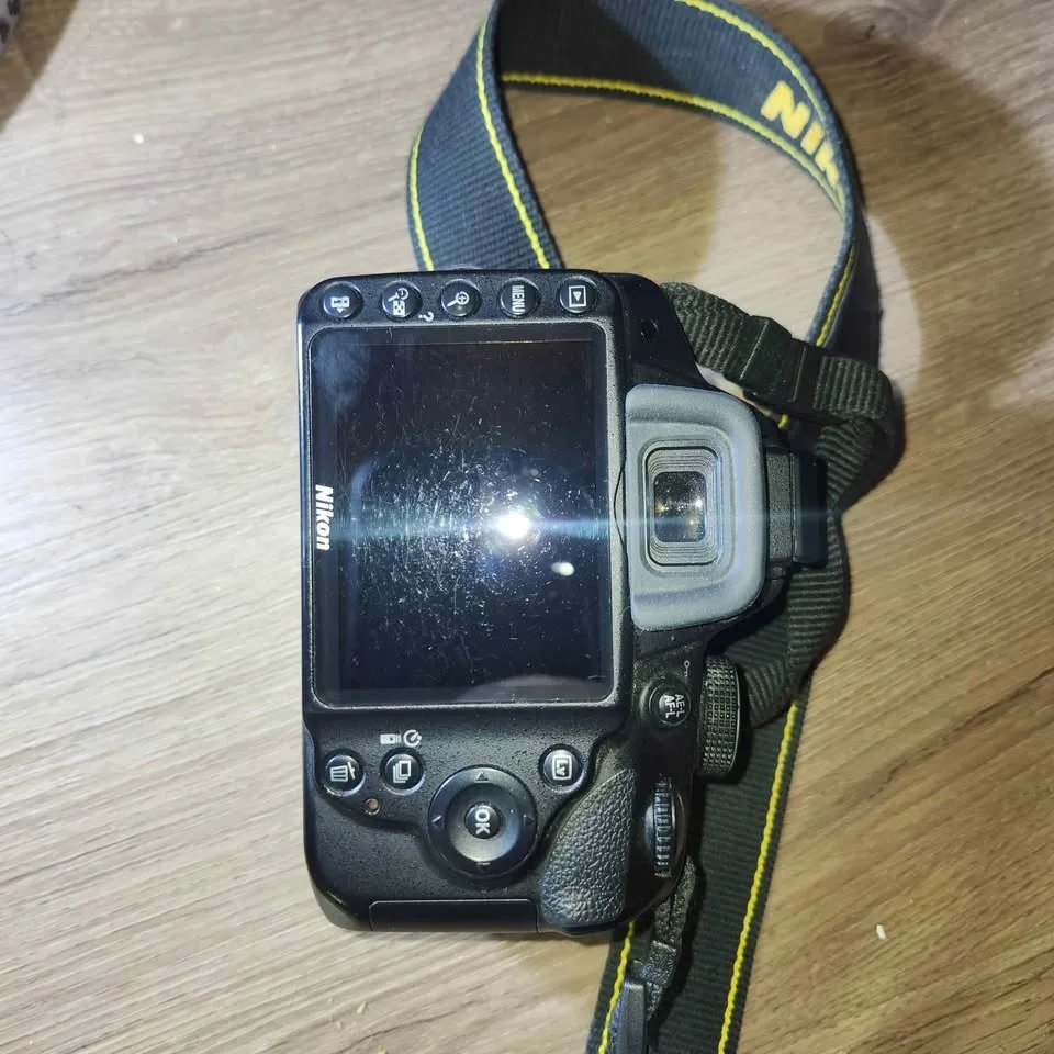 Nikon D3200 with lenses, accessories & bag $800 image indicator(4)