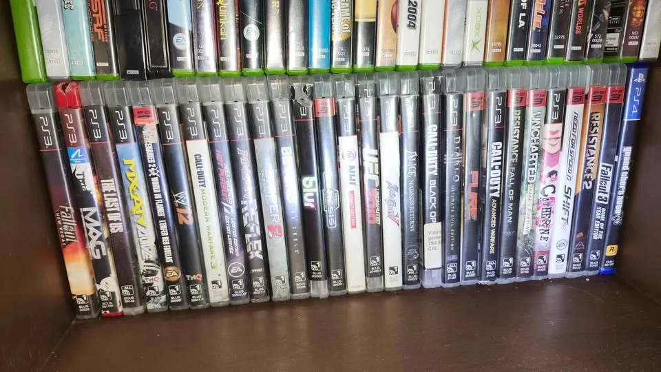 Retro Video Games READ DESCRIPTION Serious Buyers Only image indicator(5)