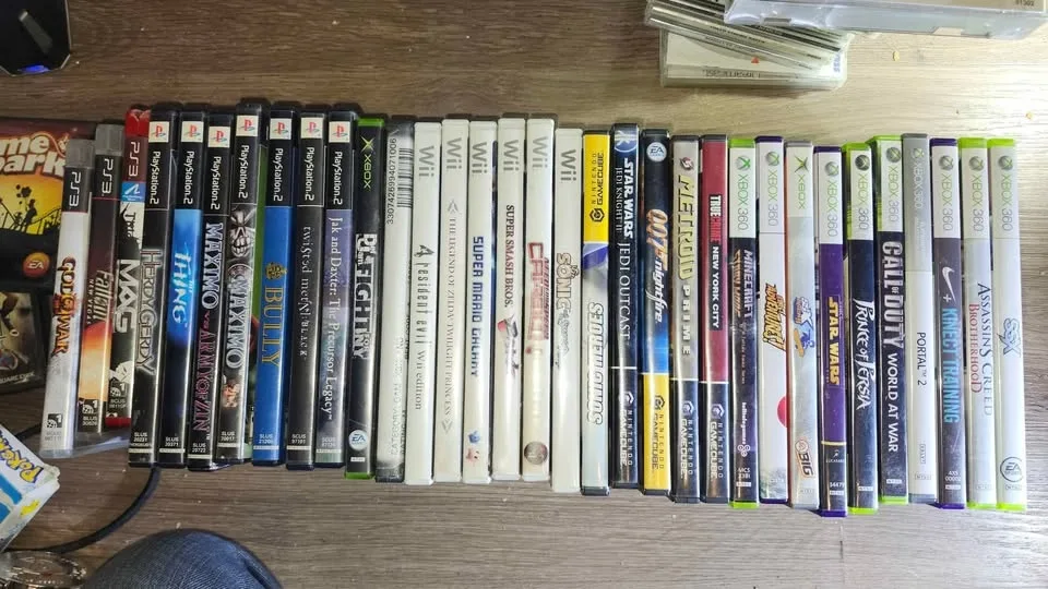 Retro Video Games READ DESCRIPTION Serious Buyers Only image indicator(7)