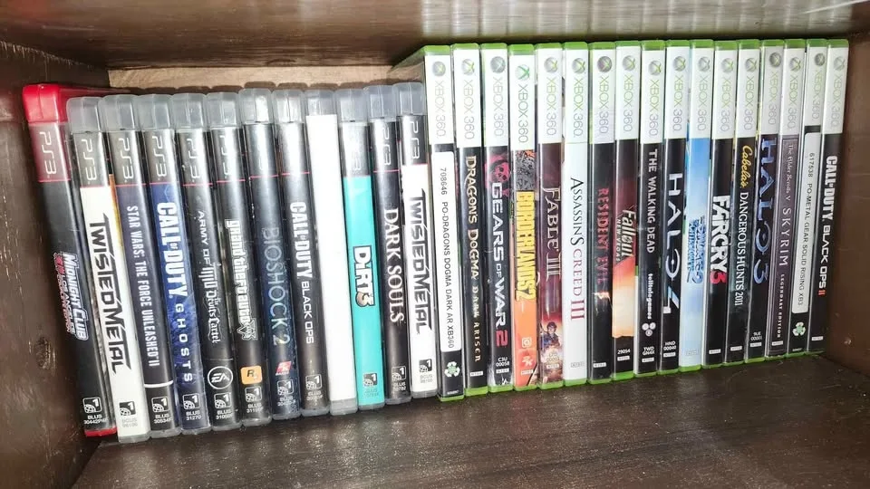 Retro Video Games READ DESCRIPTION Serious Buyers Only image indicator(10)