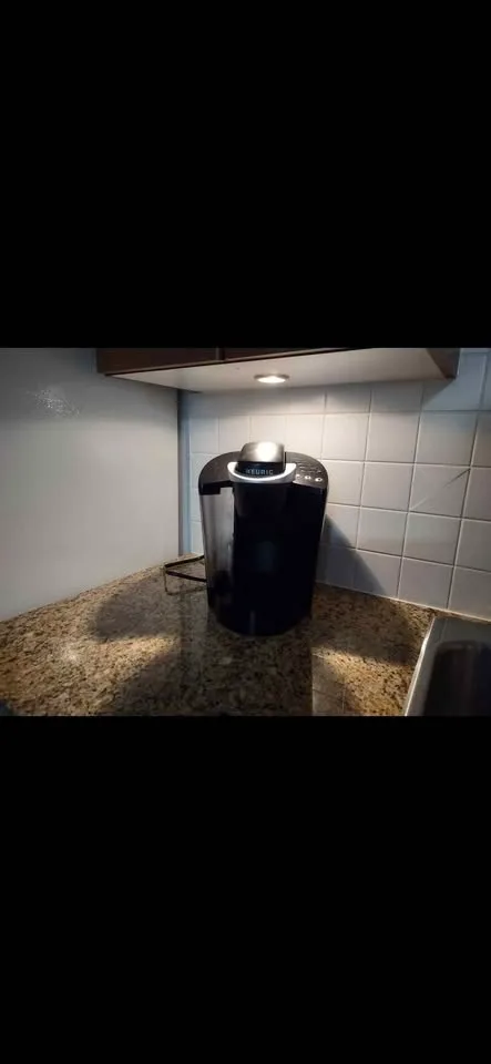 1 Bed 1 Bath - Apartment image indicator(7)