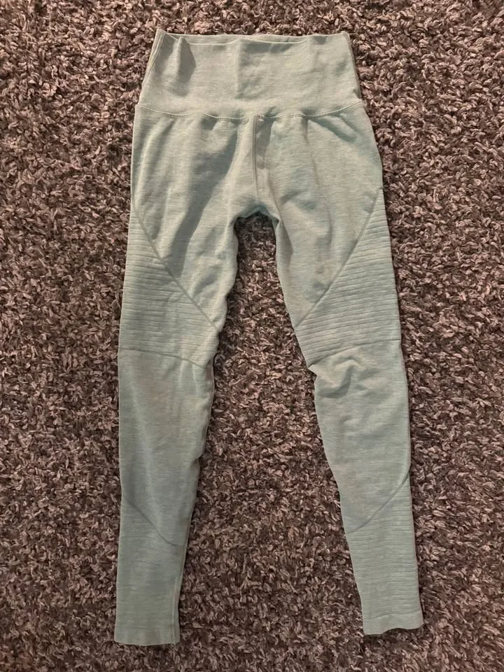 Alphalete leggings size S image indicator(3)