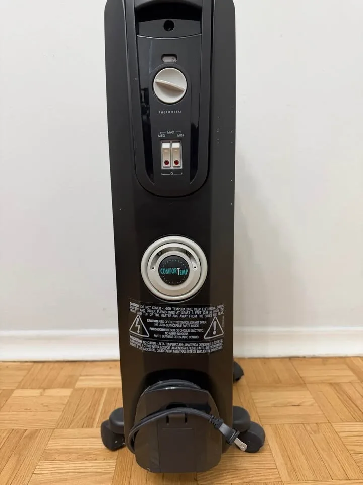 Yard Sale - Moving - Everything must go image indicator(3)