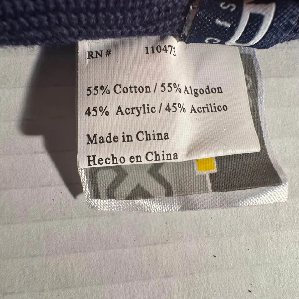 BRAND NEW - WITH TAGS HEAD Reversible Winter Hats - 2 available image indicator(7)