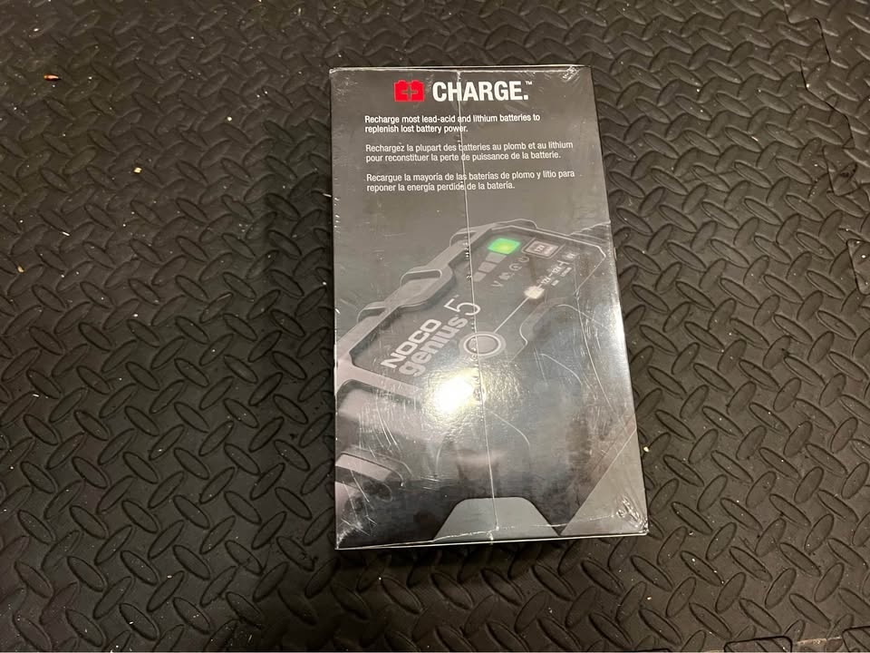 NOCO 5 Genius - New in the box - photo 3