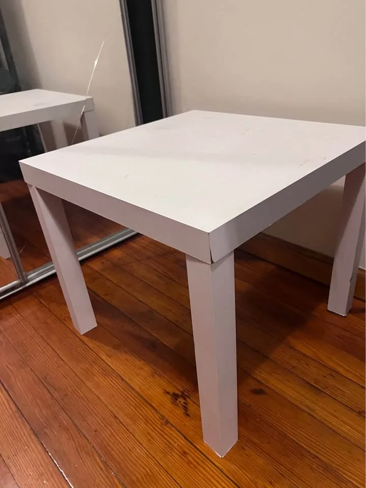 White Side Table image indicator(2)