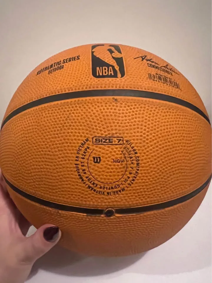 Wilson size 7 basketball image indicator(5)