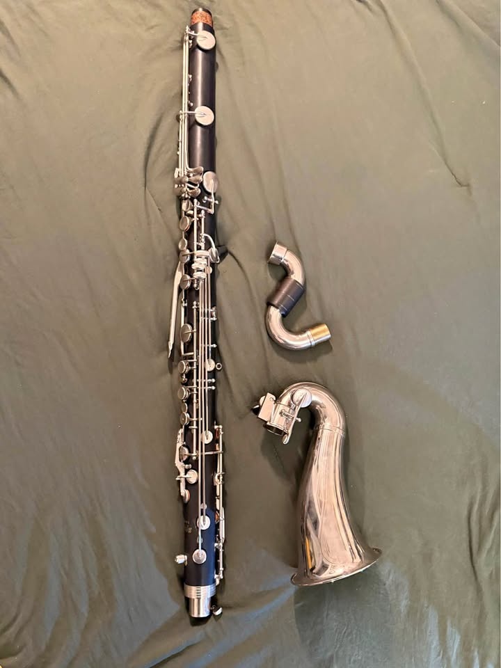 Selmer USA 1430 Bass Clarinet Good Condition Complete w/ Case