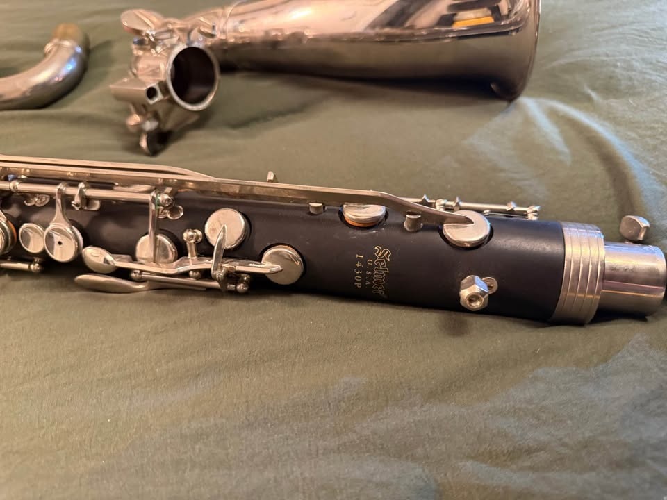 Selmer USA 1430 Bass Clarinet Good Condition Complete w/ Case - photo 2