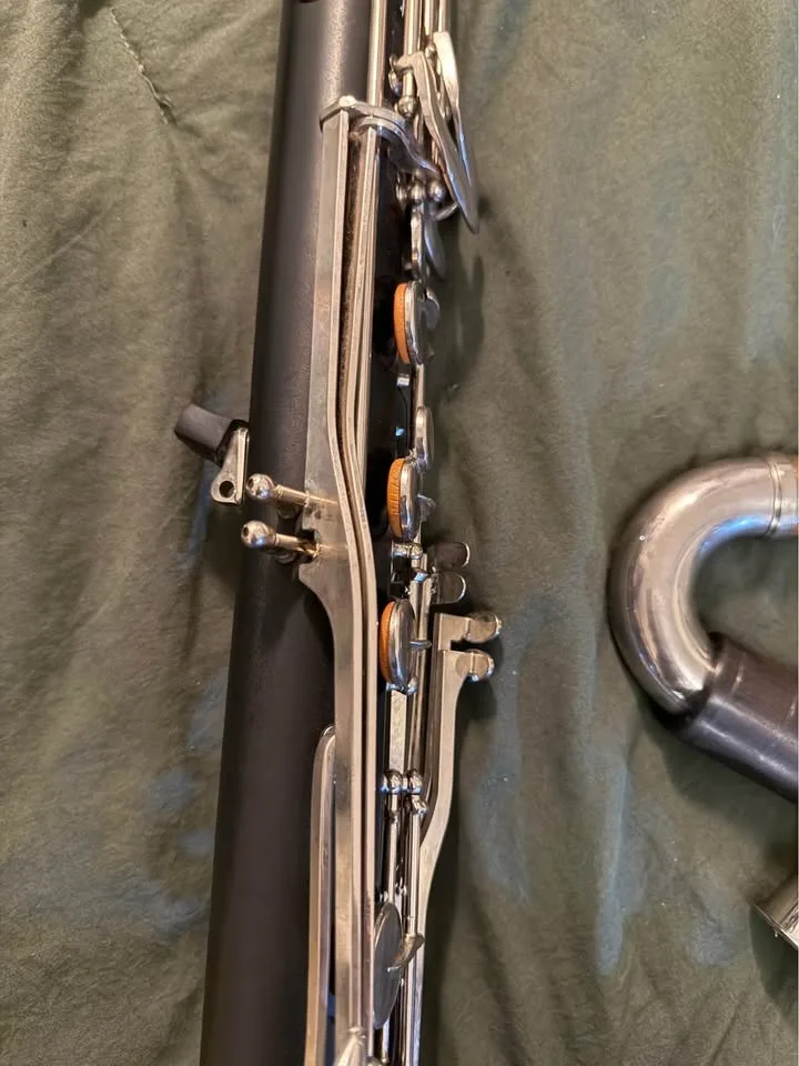 Selmer USA 1430 Bass Clarinet Good Condition Complete w/ Case image indicator(8)