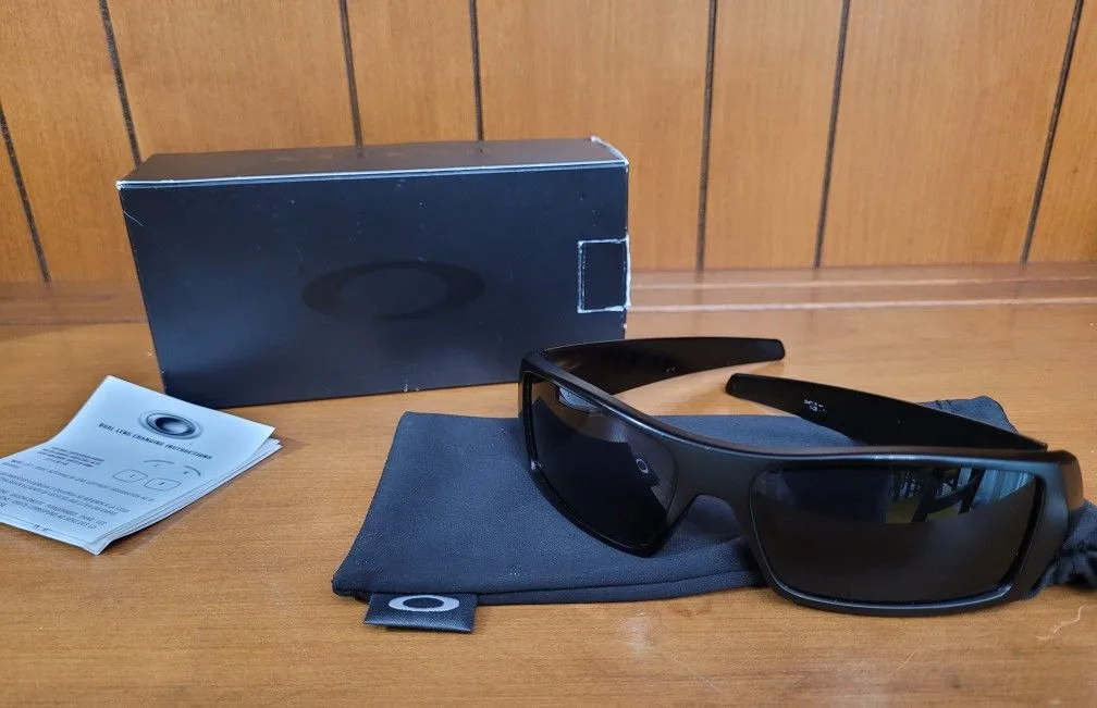 Oakley Authentic Gascan Black sunglasses. Preowned in nice condi thumbnail