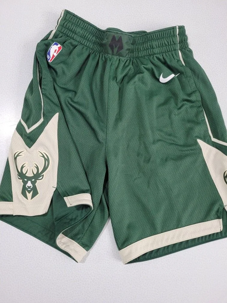 Milwaukee Bucks Shorts Team Issue Pro Nike NBA Mens Size 34 M thumbnail