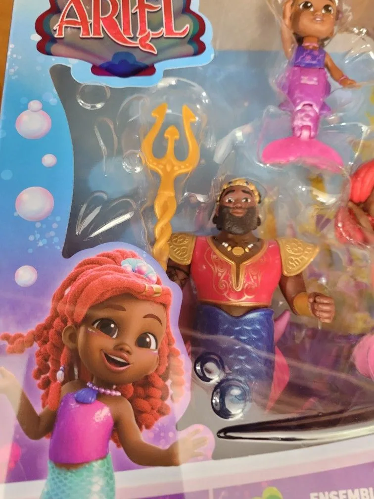 Disney Junior Ariel Royal Family Figure Set image indicator(3)