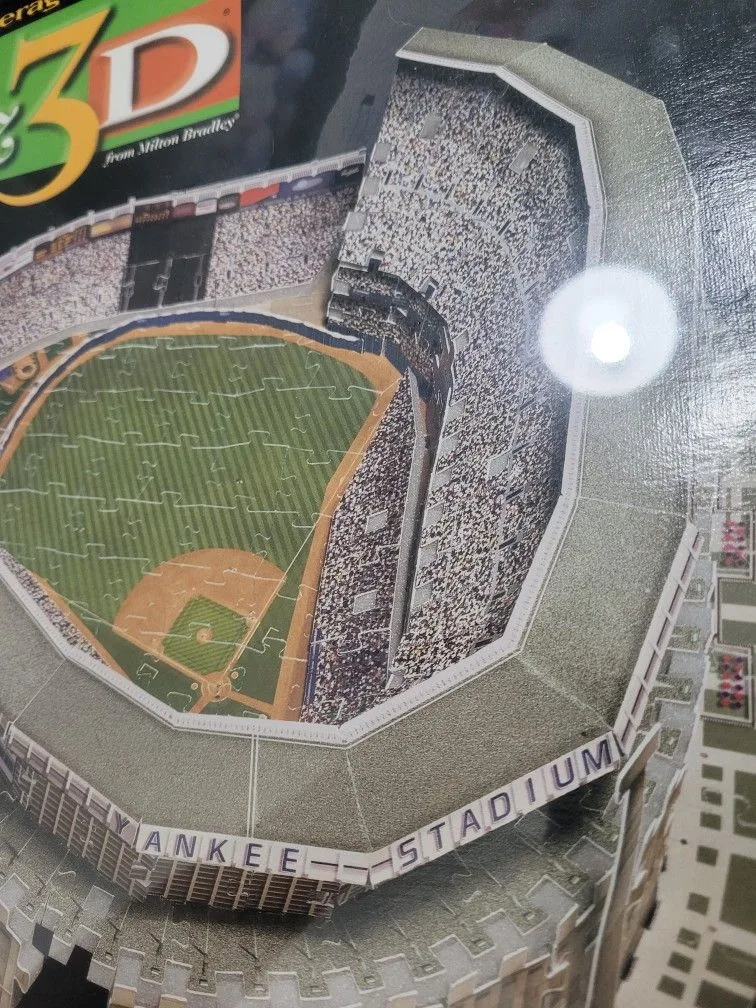 Sealed Puzz 3d Yankee Stadium puzzle image indicator(3)