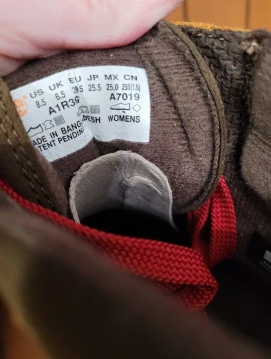 NEW Timberland Womens Hiker Boots Brown Leather sz 8.5 image indicator(7)