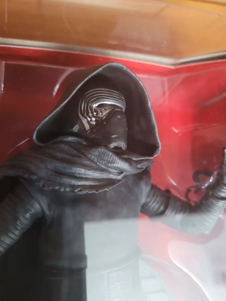 Kylo Ren Elite Series Die Cast Figure Star Wars image indicator(2)