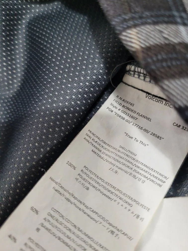 VOLCOM Mens Snowboard Jacket XL Like new image indicator(5)