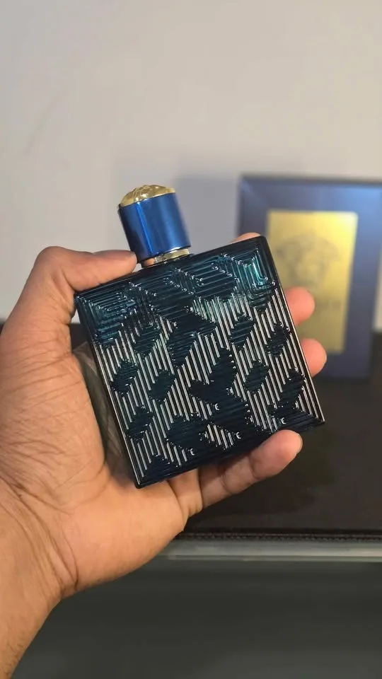 Versace Eros Parfum OG image indicator(4)