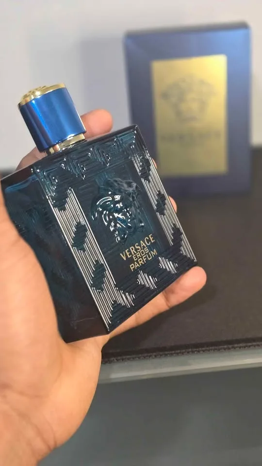 Versace Eros Parfum OG image indicator(10)