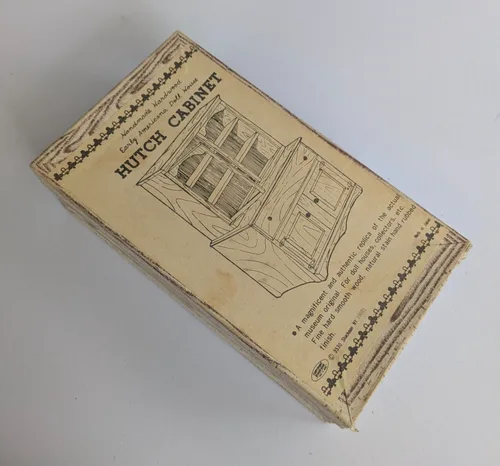 Shackman Dollhouse Hutch Cabinet Japan Vintage 1:12 image indicator(5)