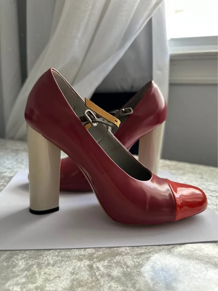 Marc Jacobs shoes size 38 image indicator(2)