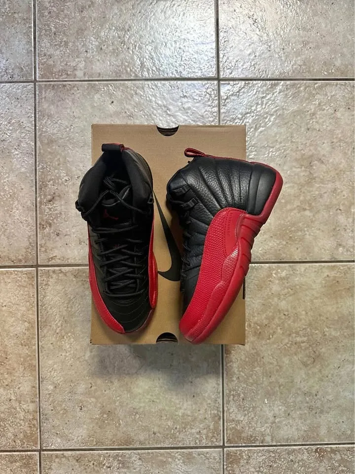Jordan Retro 12 Flu game 2025 GS