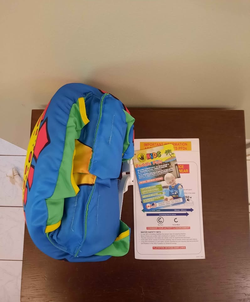 *ONLY 2 LEFT*BRAND NEW Kids Swim Jacket 15-25 lbs - photo 4