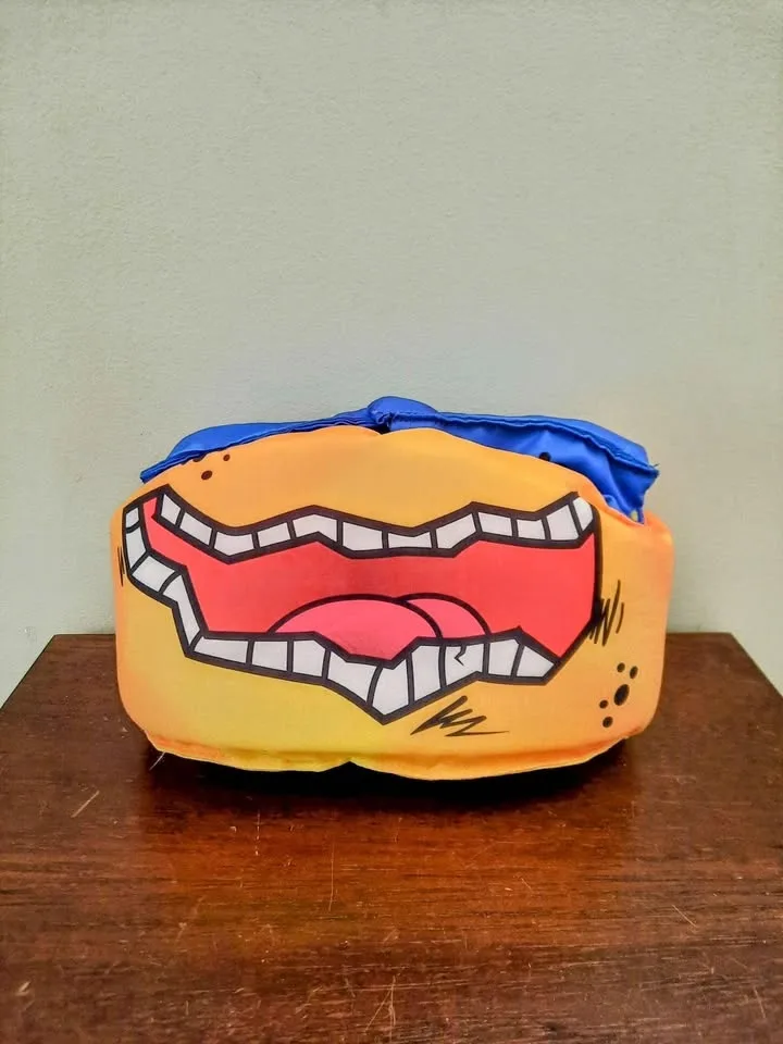 *ONLY 2 LEFT*BRAND NEW Kids Swim Jacket with arm floaties 33-55 image indicator(3)