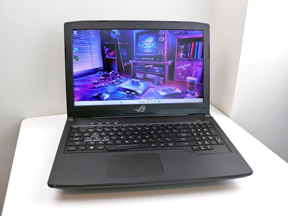 Asus ROG Strix GL503 Gaming 15.6" CORE i7