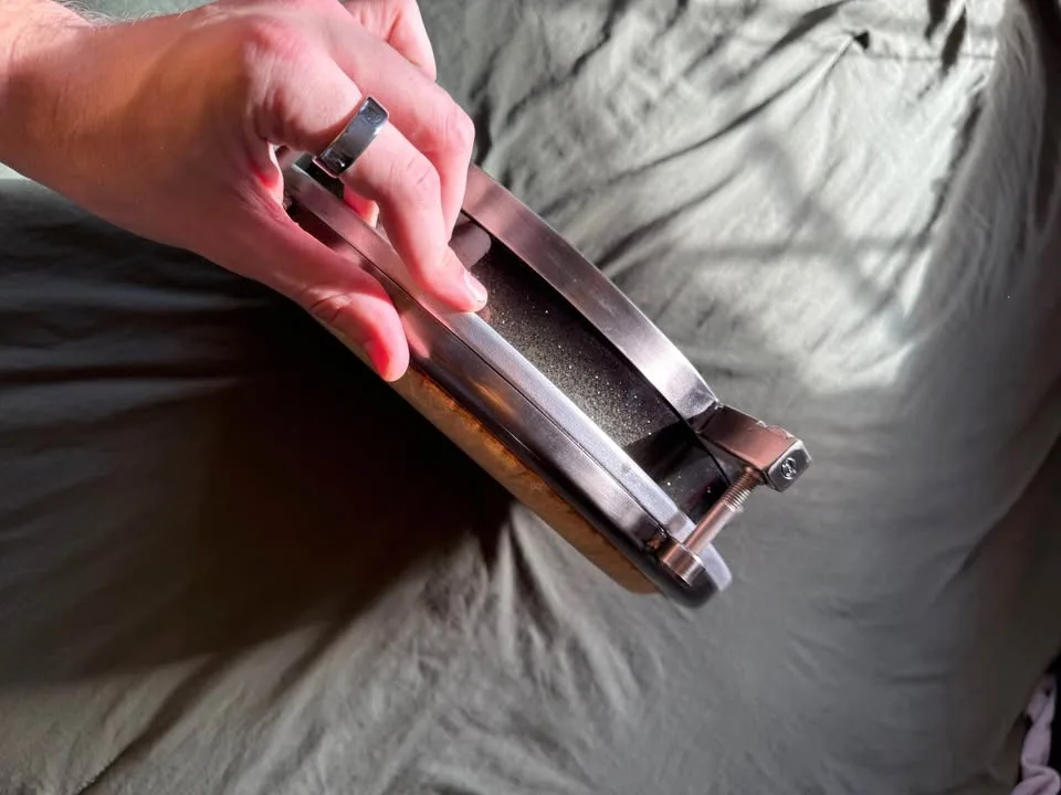 Pearl Travel Conga 11.75” Black Sparkle Natural Skin With Case image indicator(7)