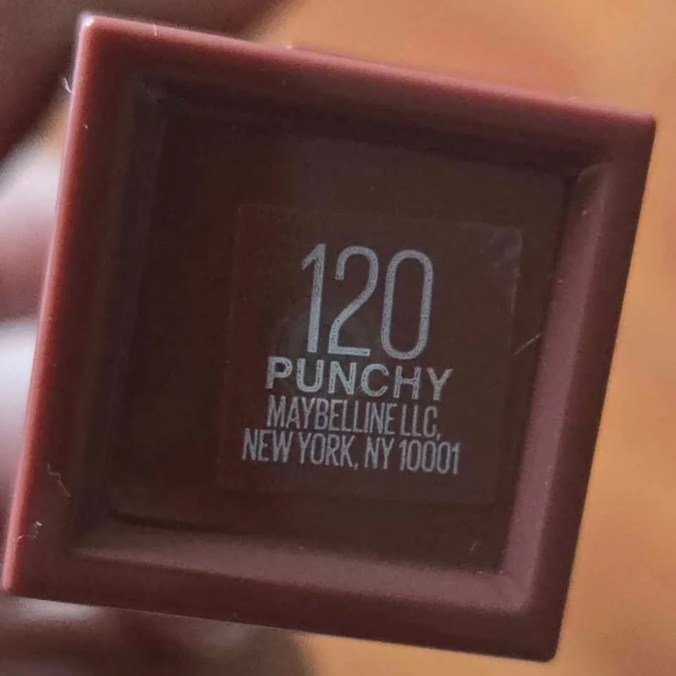 Maybelline SuperStay Vinyl Ink – Shade 120 Punchy image indicator(2)