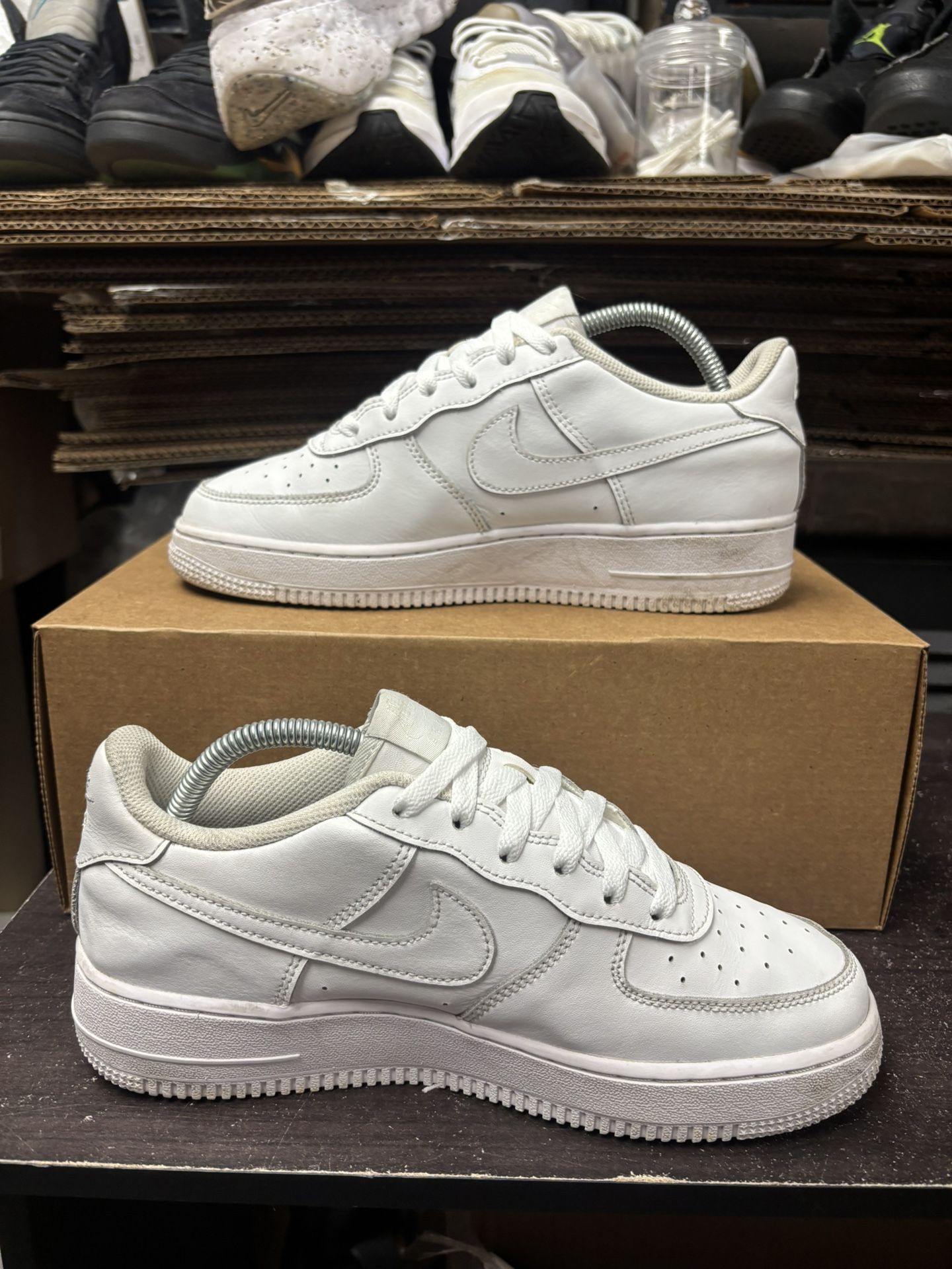 Air Force 1 Low Triple White GS - photo 5