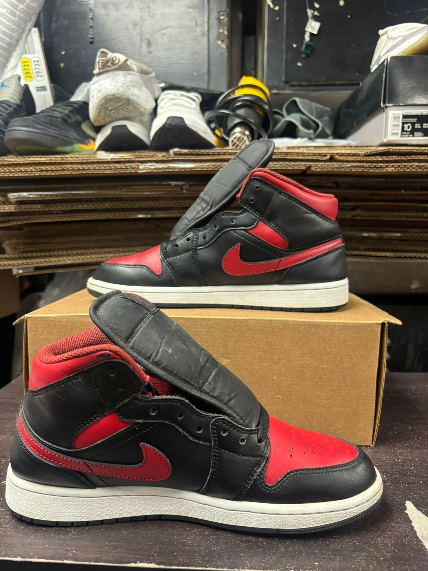 Air Jordan 1 Mid Bred Twist image indicator(5)