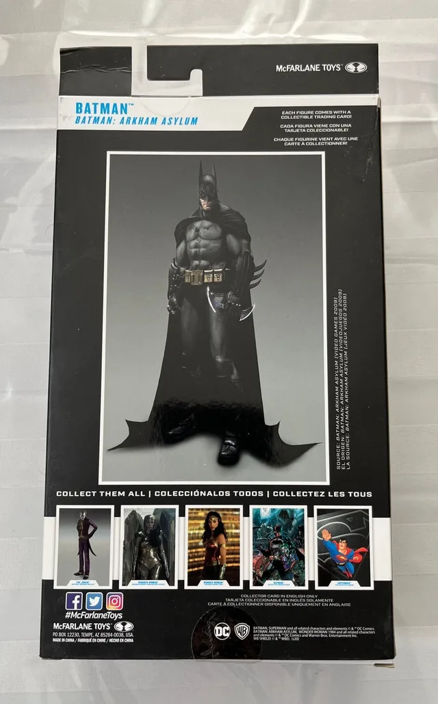 DC Multiverse Batman Arkham Asylum image indicator(2)