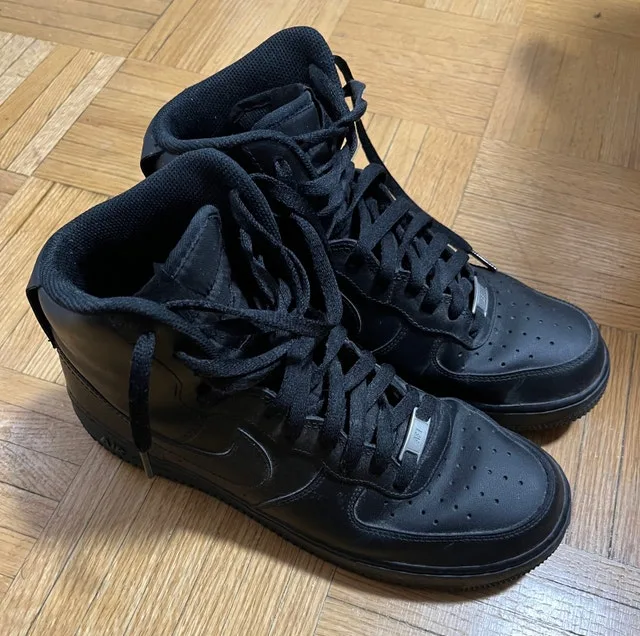 Air Force 1 Hightops- NO STRAP OR INSOLES image indicator(4)