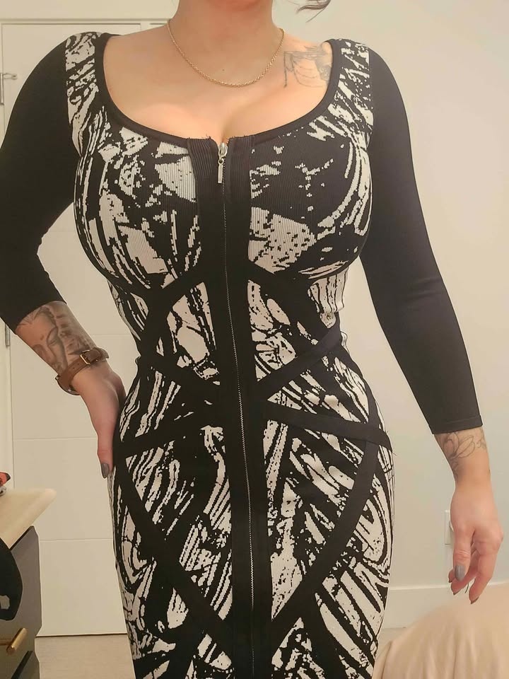 Womens xs bandage style dress - photo 2