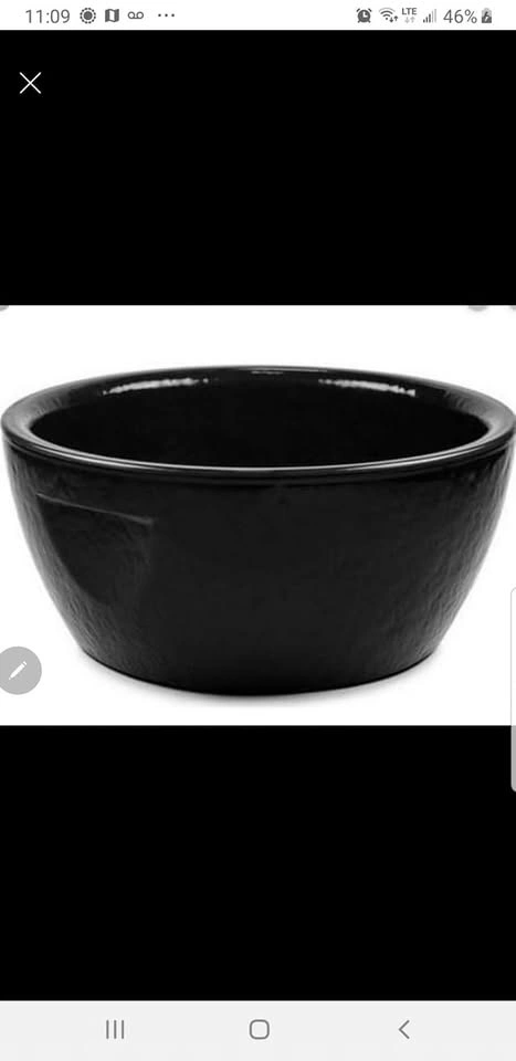 Brand new pedicure bowl with footrest from Nails R Us
