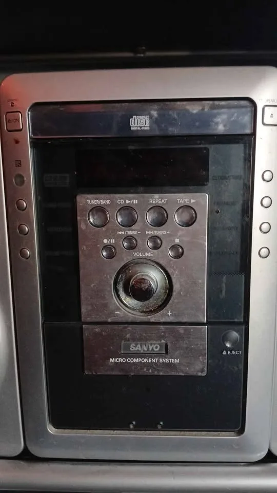 say no stereo with cd image indicator(3)