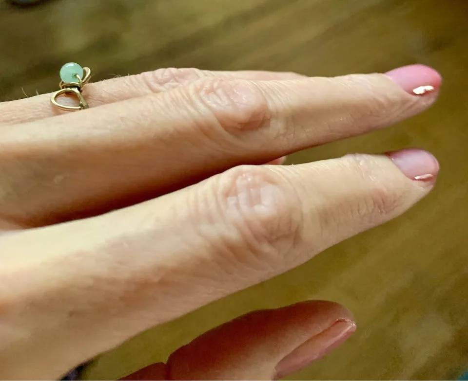 Antique 10k Ring With Jade Bead image indicator(3)