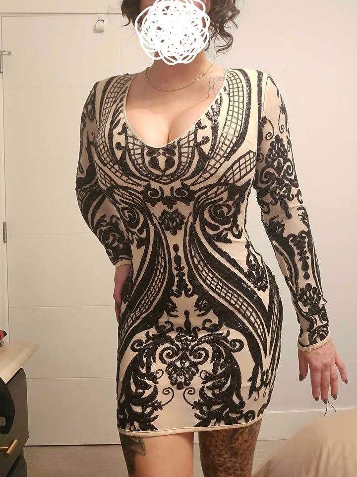 Womens holiday dress size small - photo 2